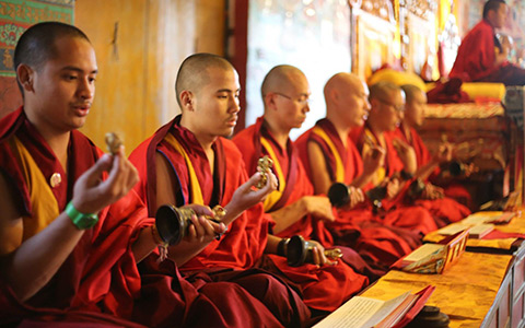 bhutan meditation tour