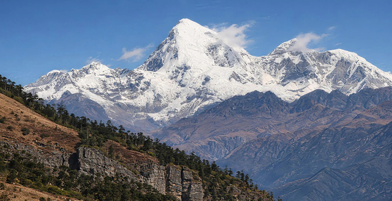 Clear views of Himalayan peak in Bhutan in Autumn