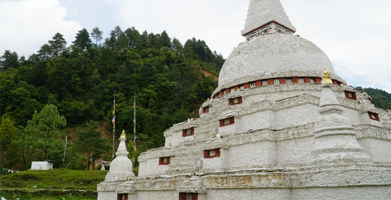 Chendebji Chorten