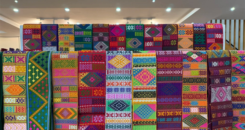 Bhutanese weaving at the National Textile Museum